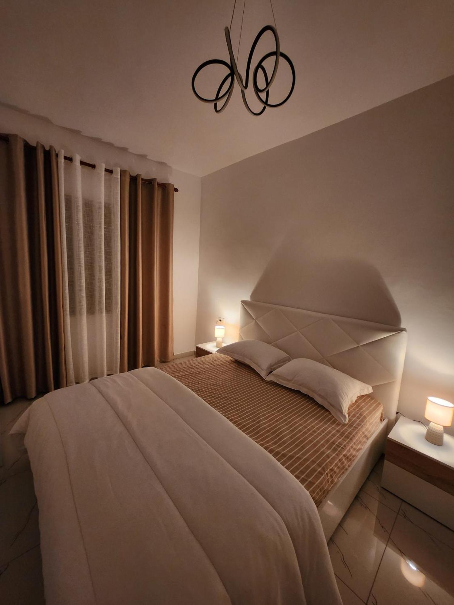 Nevi Apartment 地拉那 外观 照片