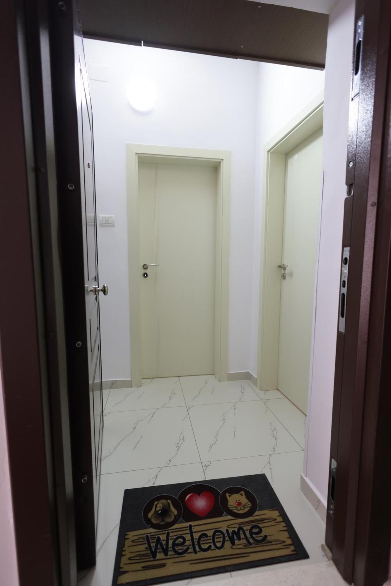 Nevi Apartment 地拉那 外观 照片